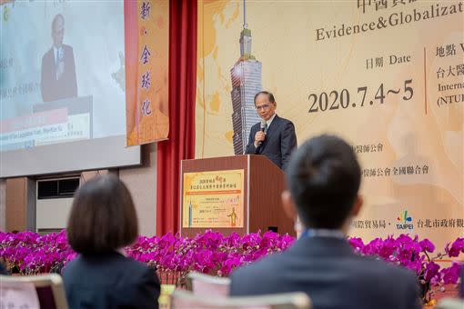 立法院長游錫堃5日出席「第12屆台北國際中醫藥學術論壇」大會開幕式。（圖／總統府提供）