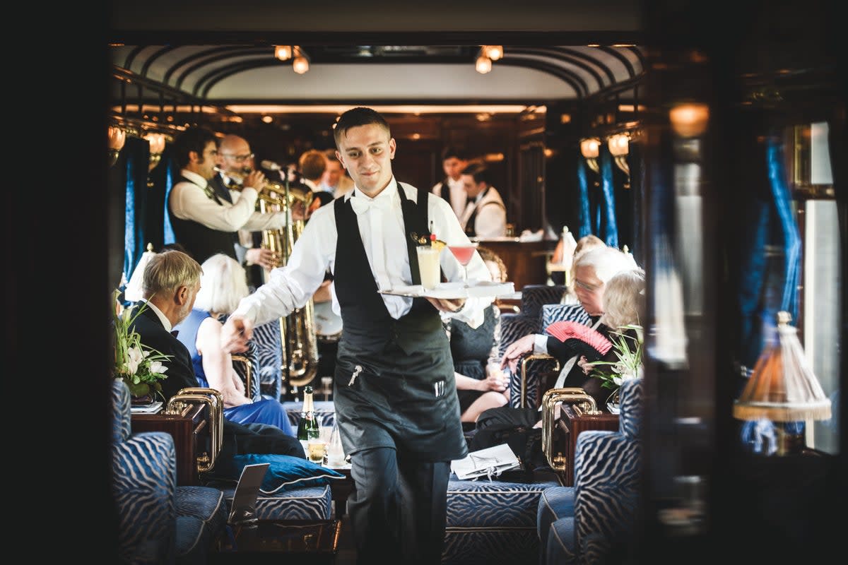 Guests are asked to dress formally for dinner (Belmond)