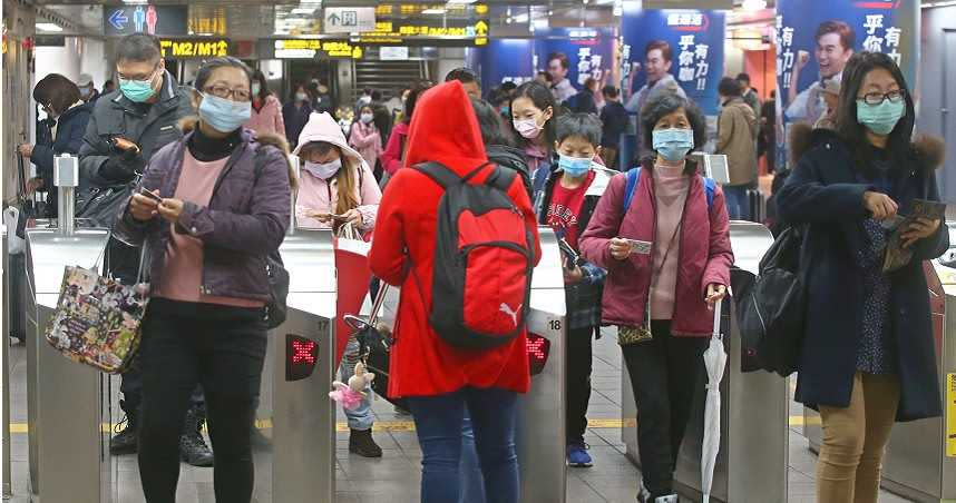 醫生提醒，若咳嗽時間超過2週未痊癒者，就該提高警覺。（圖／報系資料照）