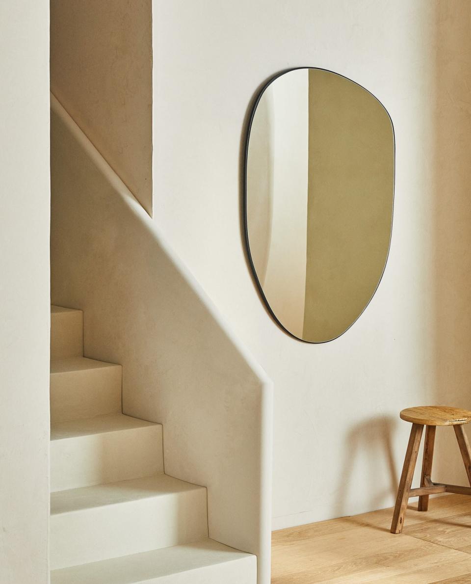 Large Irregular Shaped Mirror in Small Entryway