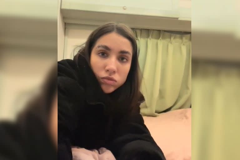 María Becerra mostró el interior del mothorhome en el que viajó a Córdoba (Captura video)