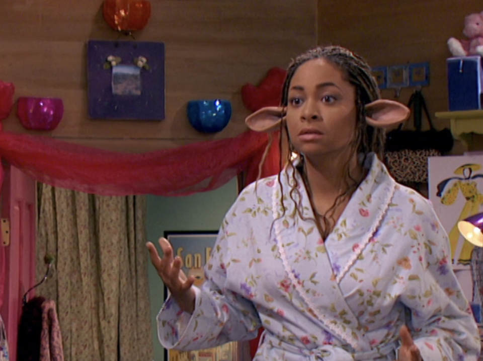 Raven turns into a cow on Halloween on 'That's So Raven'
