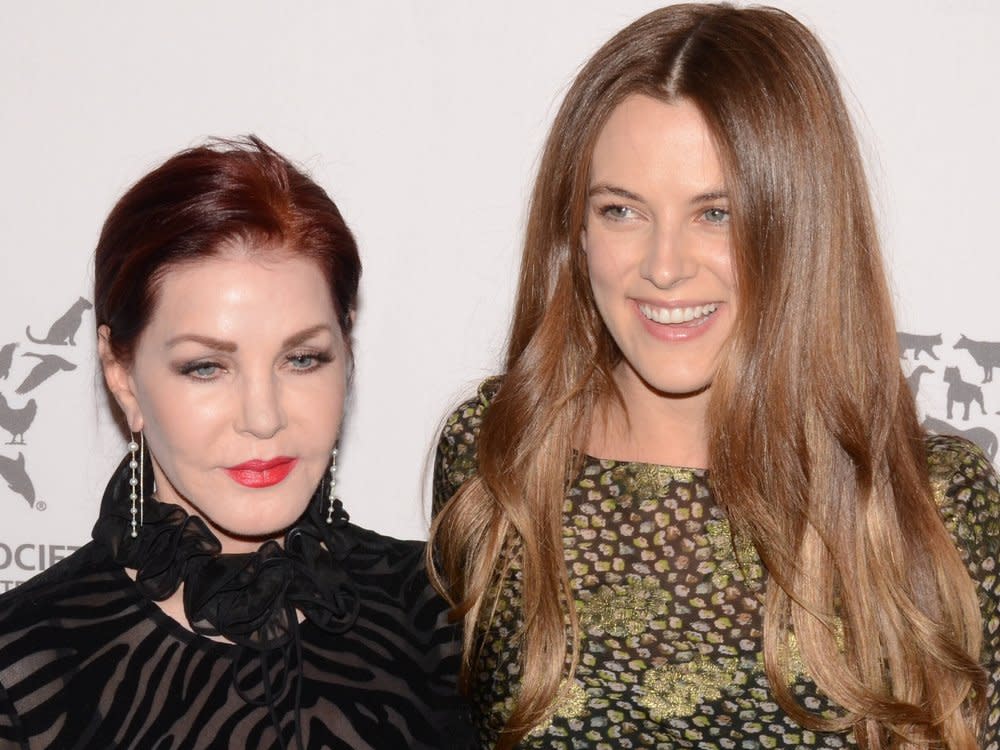 Priscilla Presley und Riley Keough verstehen sich wieder gut. (Bild: imago images/ZUMA Wire)