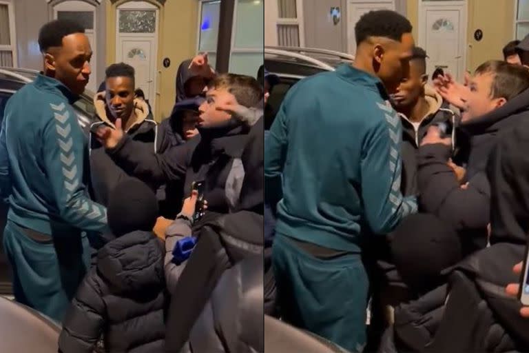 Yerry Mina se bajó del auto y se enfrentó a los furiosos hinchas del Everton por la derrota de su equipo