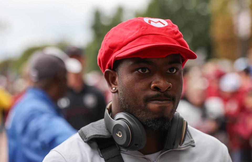 South Carolina running back Mario Anderson (24) wears a Mario hat as he makes his way in during the Gamecock Walk before South Carolina’s game at Williams-Brice Stadium in Columbia on Saturday, October 14, 2023.