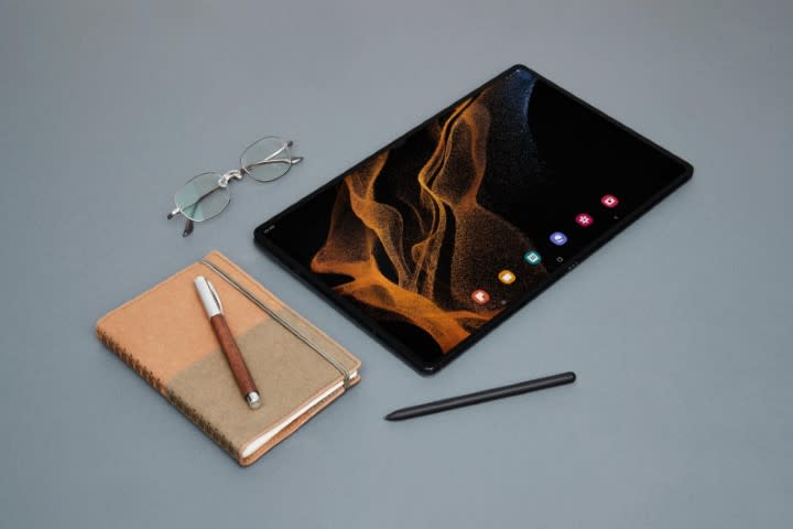 <p>Samsung Galaxy Tab S8 Ultra and S Pen</p>
