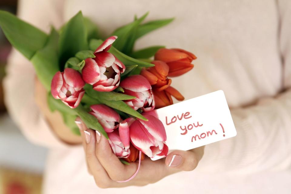 mothers day traditions around the world mothering sunday