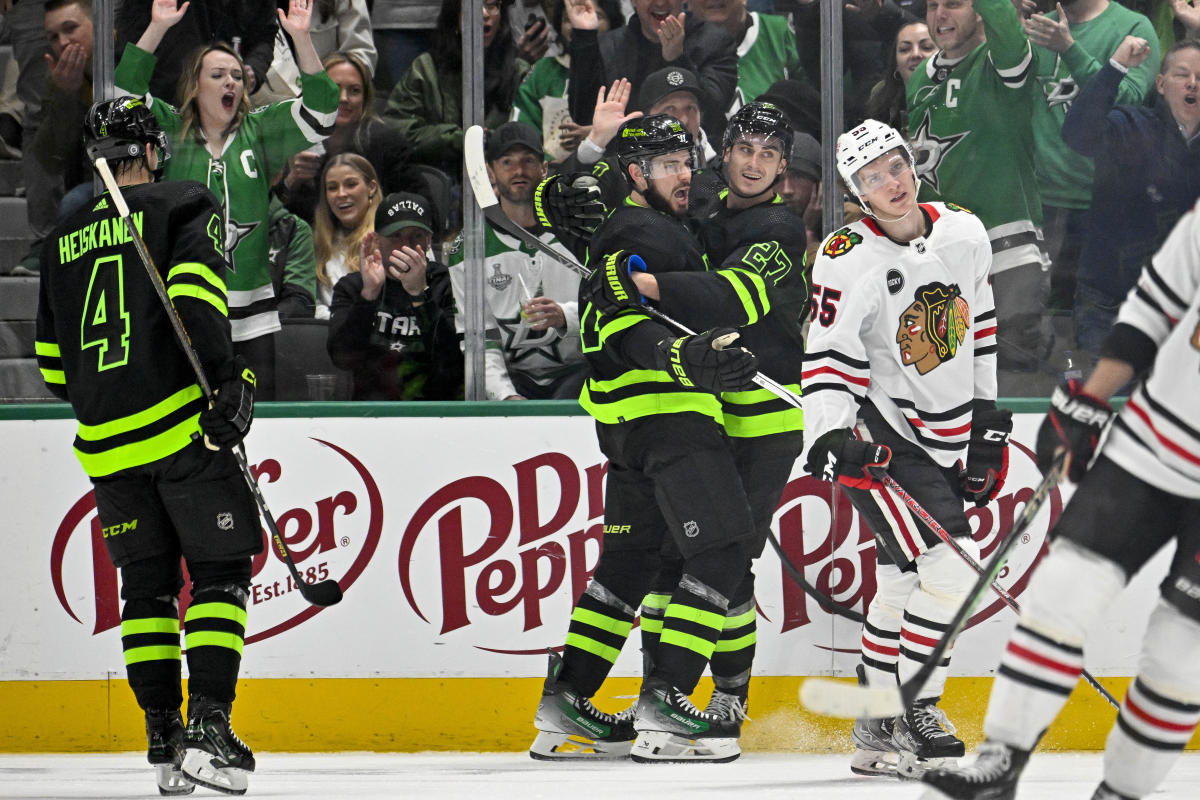 Die Blackhawks beenden das Jahr 2023 mit einer überwältigenden Silvesterniederlage gegen die Stars