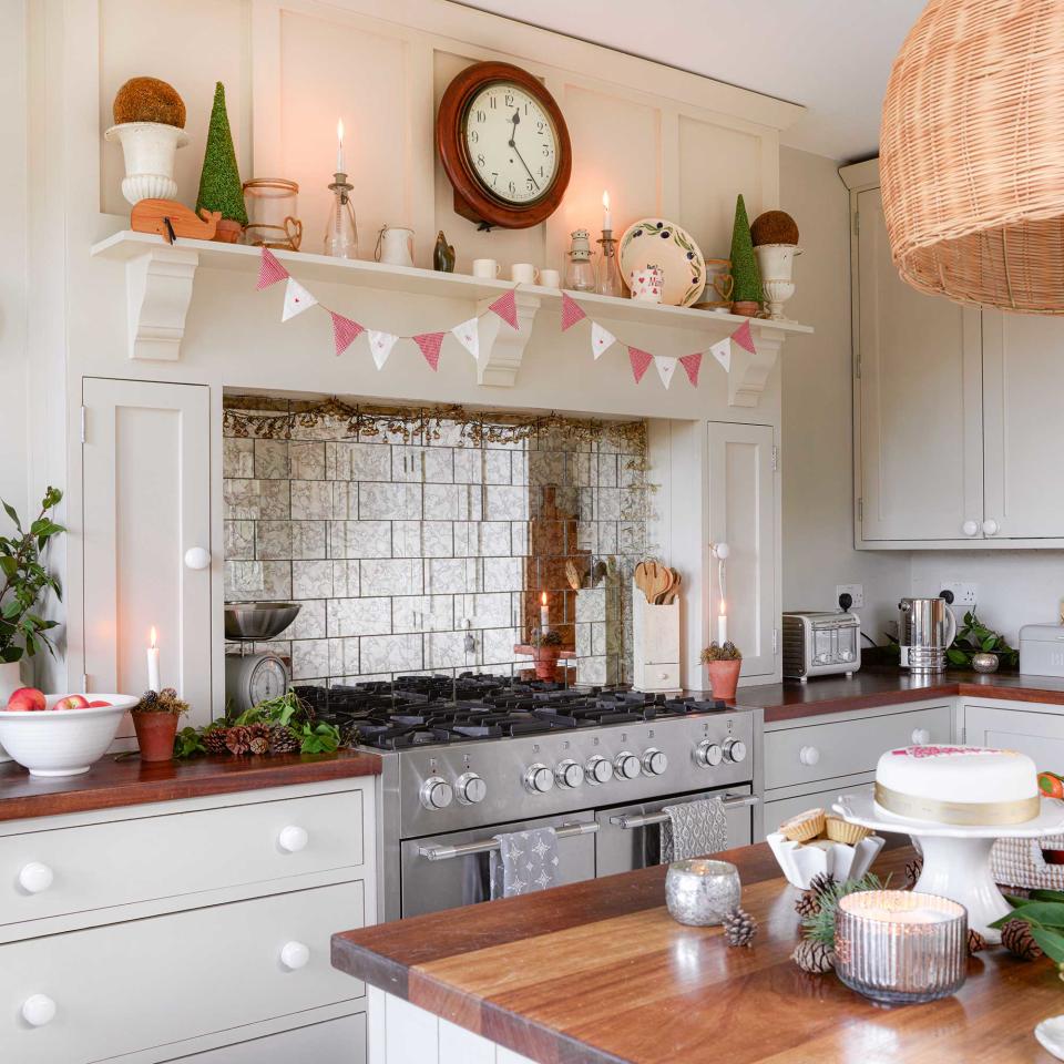 neutral kitchen with range cooker decorated for Christmas