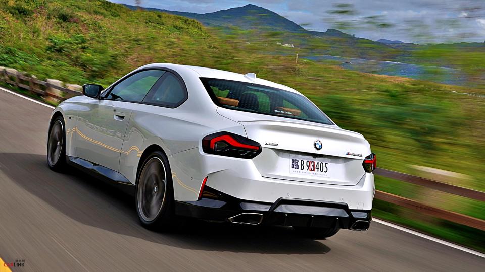 彎路催情劑 性能奪魂的四平寶馬bmw M240i Xdrive