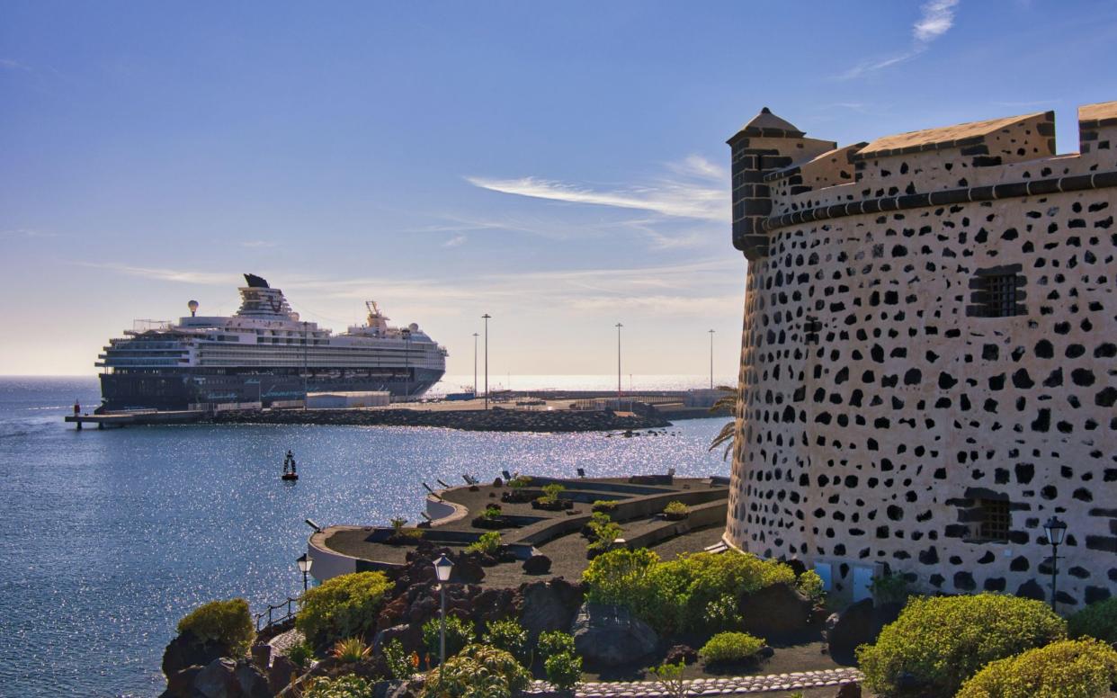 Mein Schiff 2 in the harbour of Playa Blanca, Lanzarote