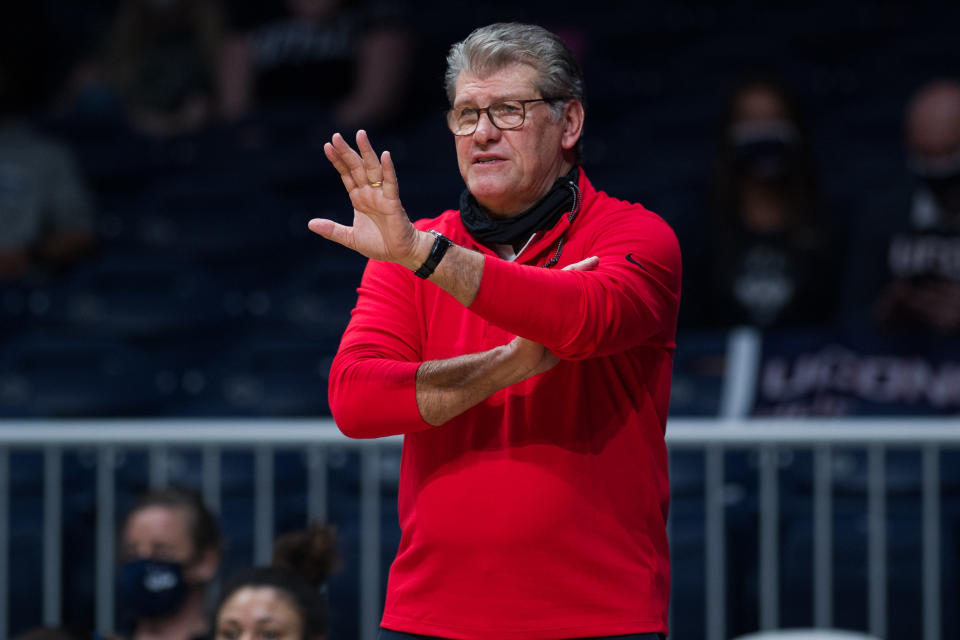 Geno Auriemma 