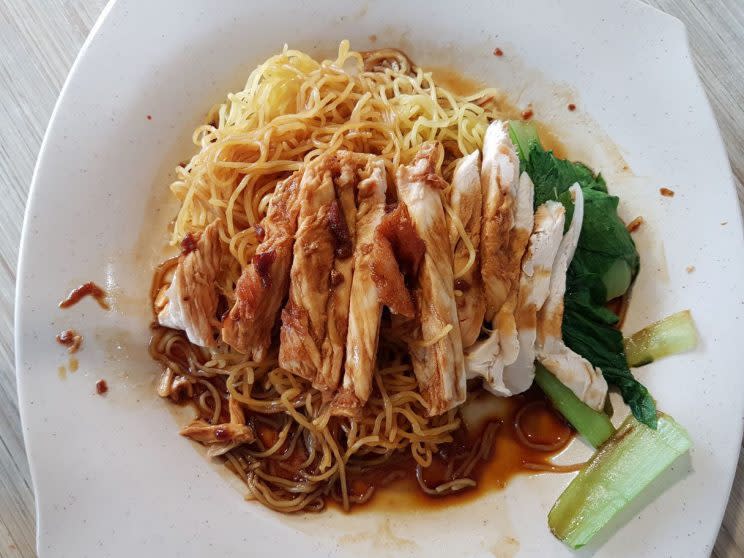 Chicken noodles ($3) from the Golden Dragon Roasted Delight stall in Broadway Canteen, located about 500m away from the Gul Circle MRT station which is opening on 18 June 2017. (Photo: Audrey Kang/Yahoo Lifestyle Singapore)