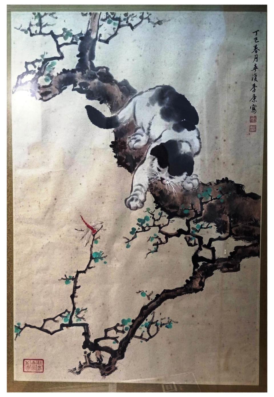 沈廷憲義賣第一件作品為台灣仕女畫名家季康的 「貓戲紅蜻蜓」。（圖：沈廷憲老師提供）