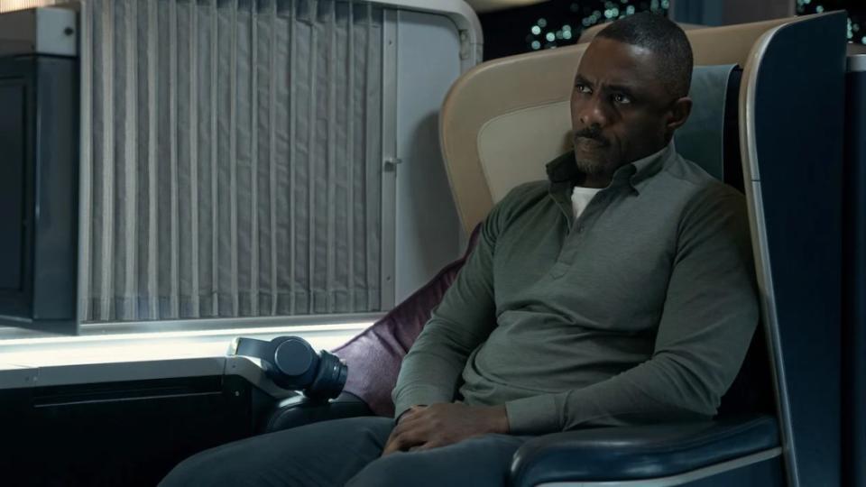 Idris Elba in “Hijack.” (Apple TV+)