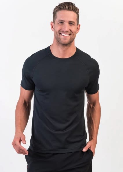 rhone reign tech short sleeve, fitness gifts