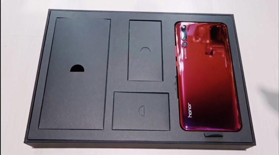 While the notch has become an unfortunate trend in the smartphone market, Vivo