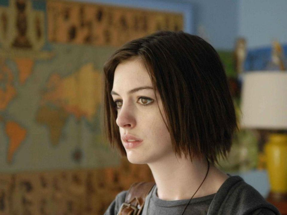 Anne Hathaway in "Rachel Getting Married" with a short bob haircut