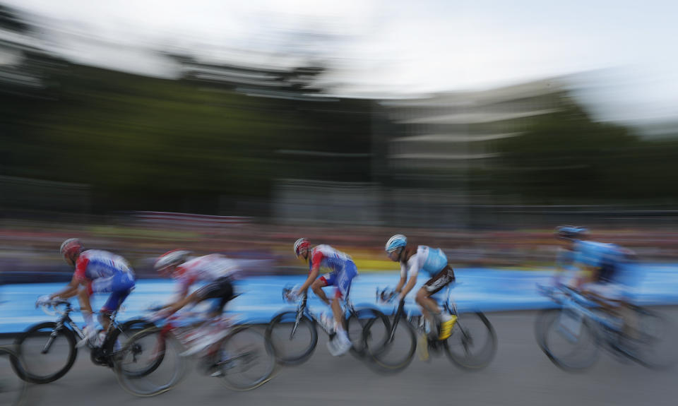 Riders arrive in the Spanish capital during the La Vuelta cycling race in Madrid, Spain, Sunday, Sept. 15, 2019. (AP Photo/Manu Fernandez)