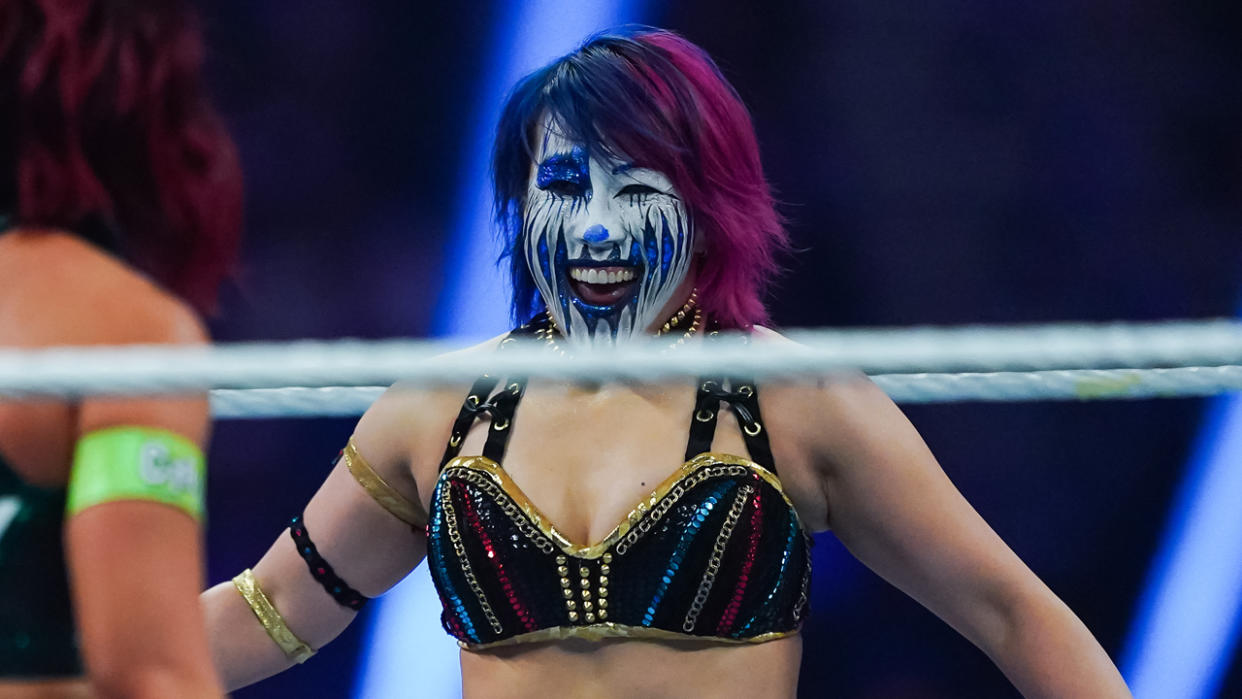 Asuka Wins 2023 Women's Elimination Chamber