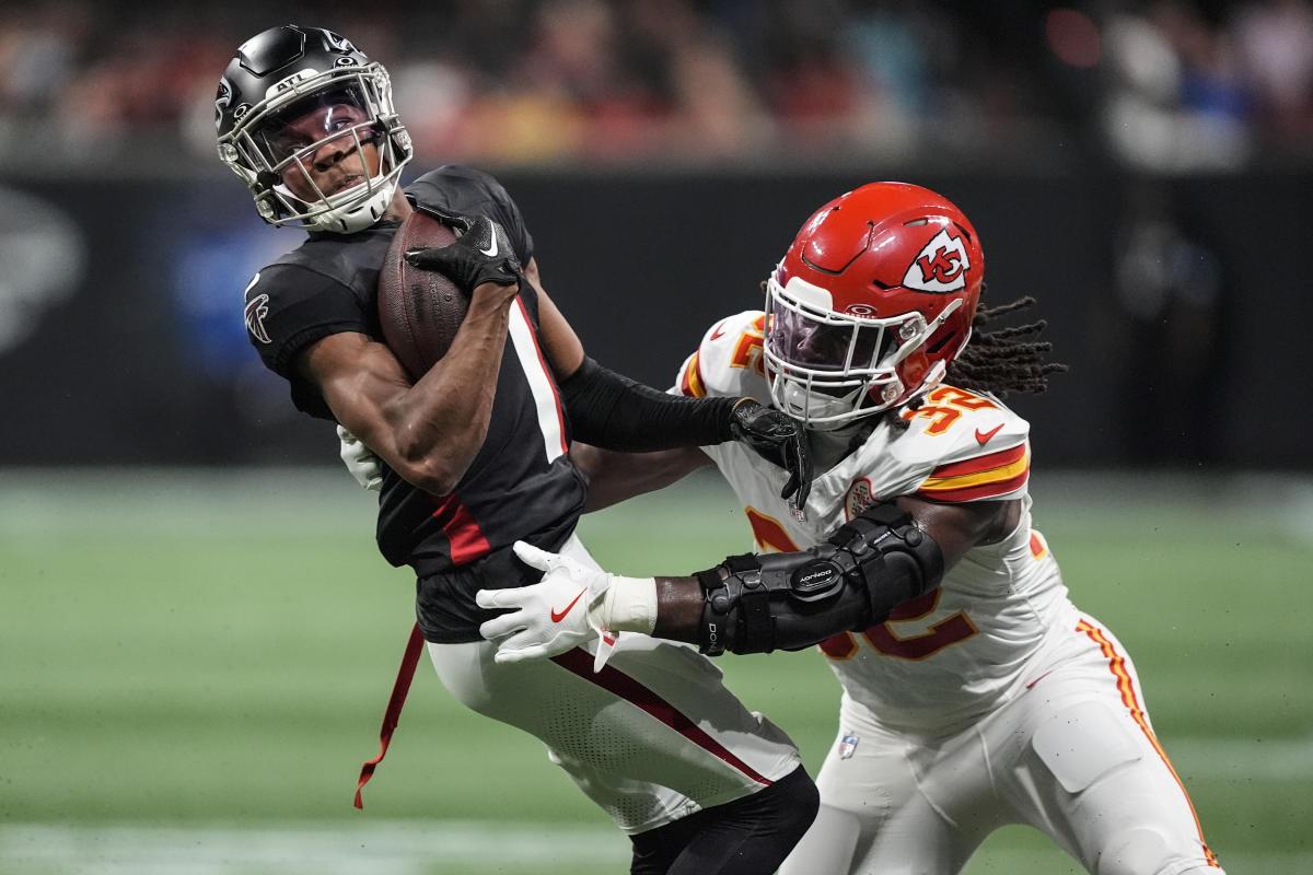 Score Chiefs vs. Falcons : les Chiefs tiennent bon pour une autre victoire palpitante, cette fois contre les Falcons