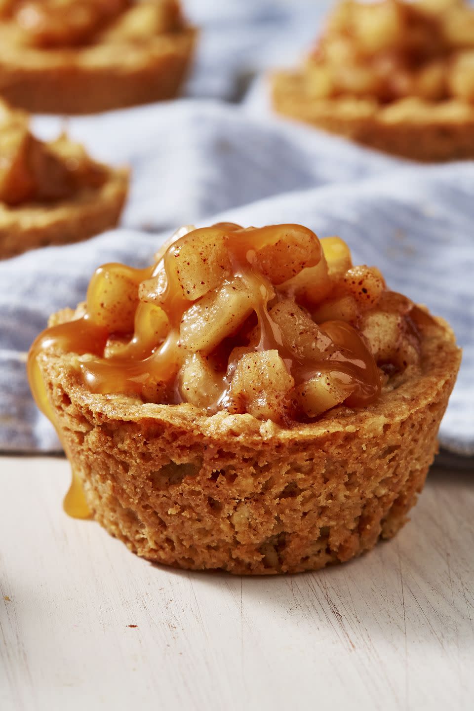 Apple Crisp Cookie Cups