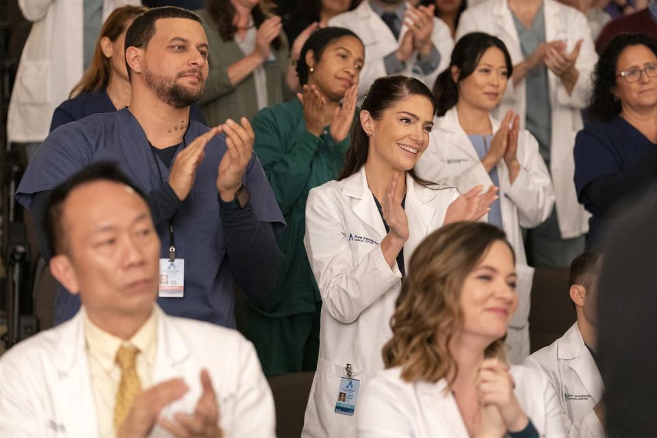 NEW AMSTERDAM -- "How Can I Help" Episode 513 -- Pictured: (l-r) Alejandro Hernandez as Casey Acosta, Janet Montgomery as Dr. Lauren Bloom -- (Photo by: Ralph Bavaro/NBC)