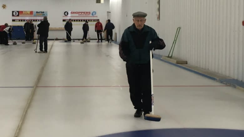 'Good at taking shots': 89-year-old curls for fun and fitness