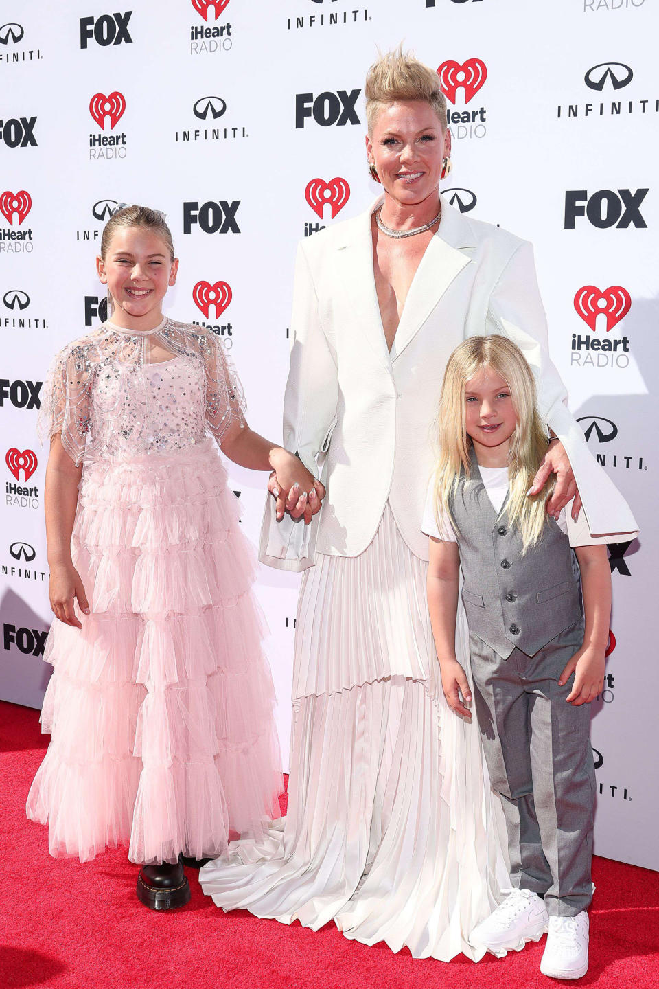 Pink et ses enfants lors des iHeartRadio Music Awards