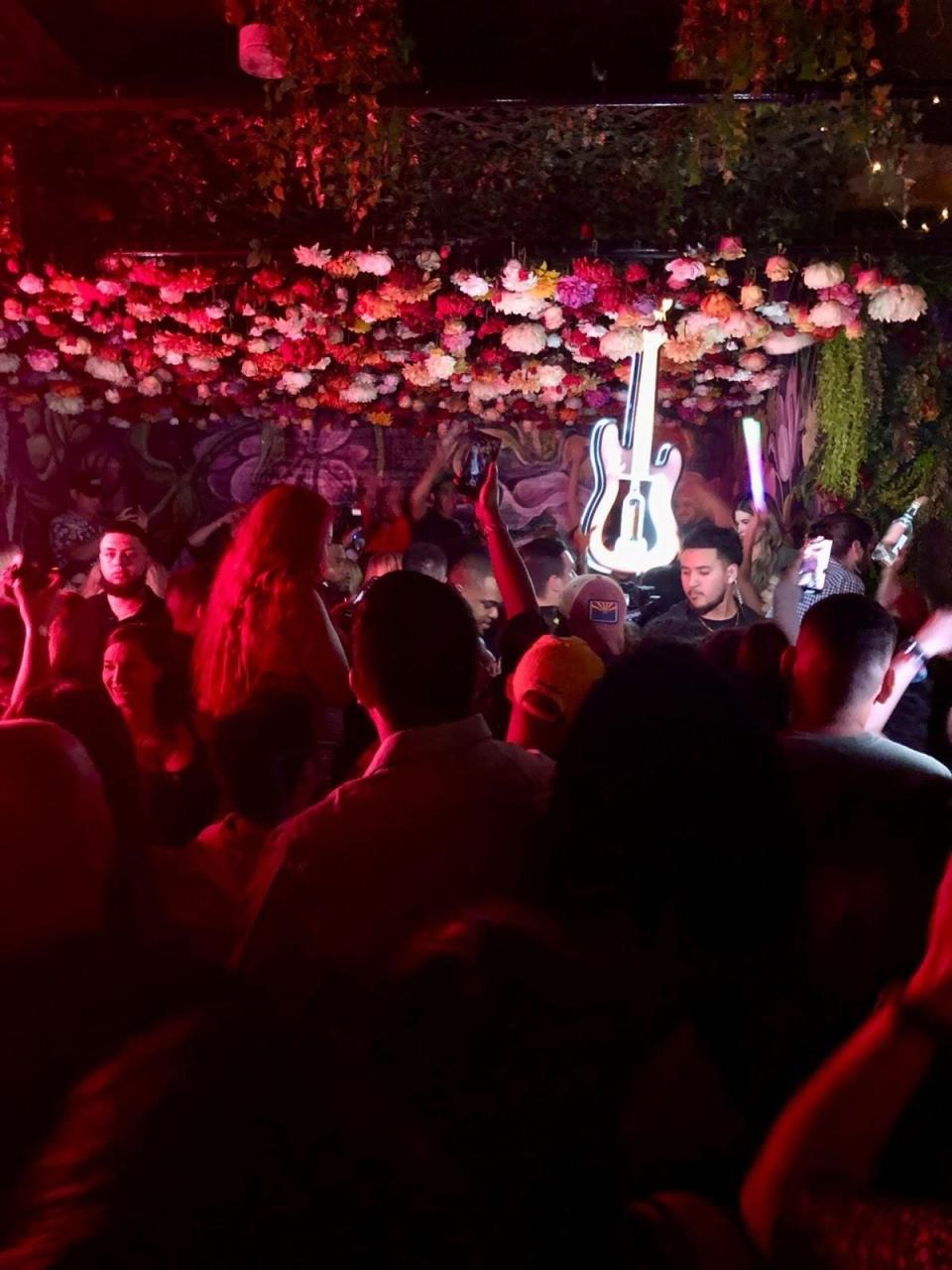 flower ceiling and guitar