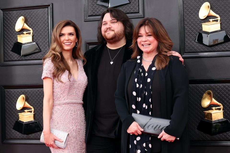 Andraia Allsop, Wolfgang Van Halen, and Valerie Bertinelli attend the 64th Annual GRAMMY Awards at MGM Grand Garden Arena on April 03, 2022 (Getty Images)