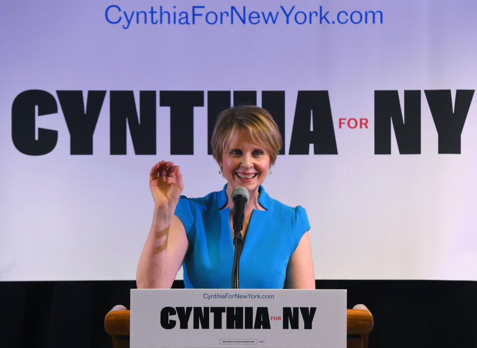 Cynthia Nixon speaks to people at the Bethesda Healing Center in Brooklyn, New York, on March 20, 2018. (Photo: TIMOTHY A. CLARY via Getty Images)