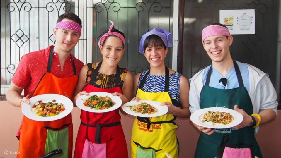 Tom Yum Thai Cooking Class with Market Tour in Chiang Mai. (Photo: Klook SG)