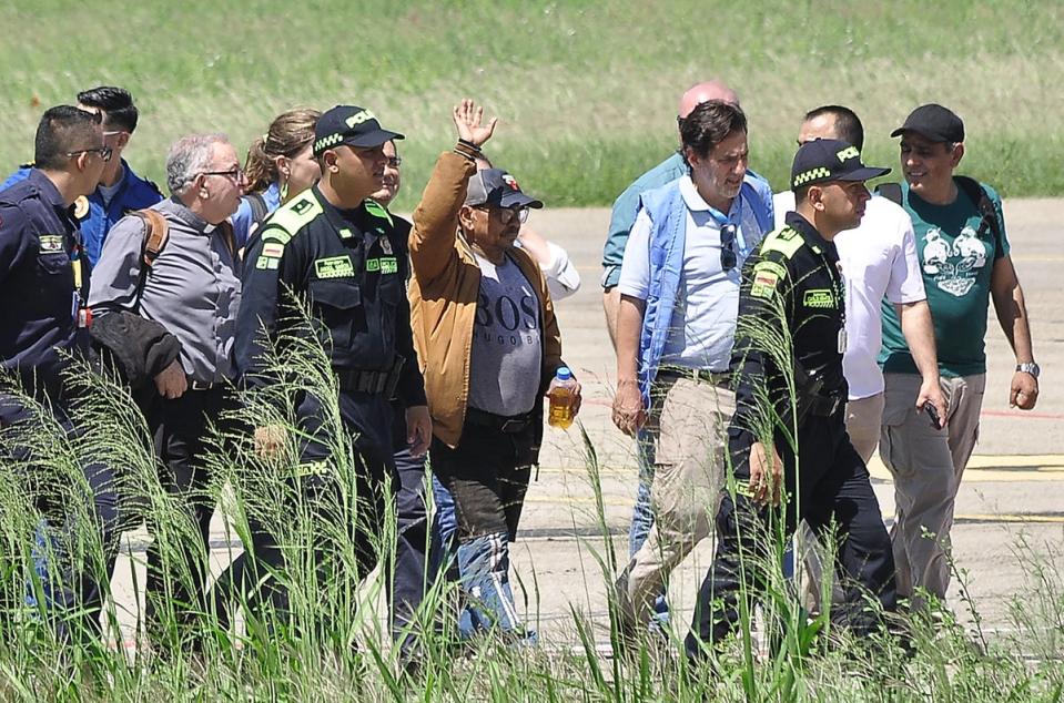 Luis Manuel Diaz, father of Liverpool’s forward Luis Diaz, waves after his release at the Alfonso Lopez airport in Valledupar, Colombia (AFP via Getty Images)