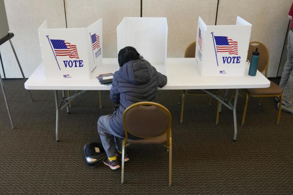 An Ohio voter fills out a manual ballot during the midterm elections.