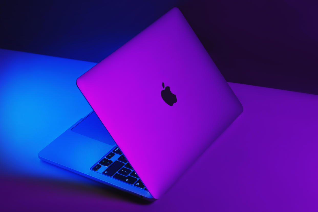 ¿Buscas una laptop? Ofertón en este Apple MacBook Air con chip M1. (Foto: Amazon)