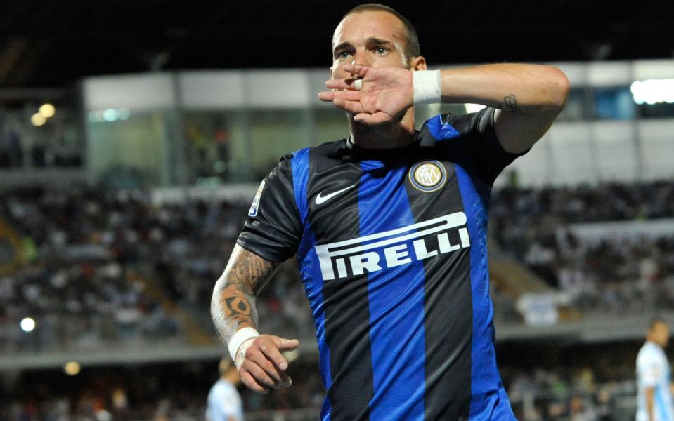 Wesley Sneijder celebrates after scoring for Inter vs Pescara in 2012 - AP