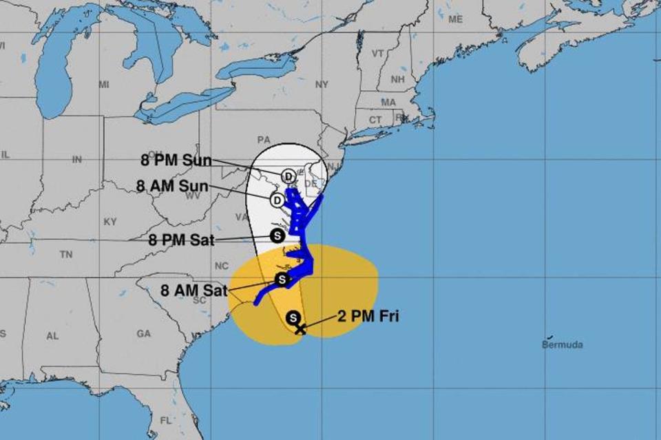 Tropical Strom Ophelia is threatening to lash the East Coast with gusty winds and heavy rainfall this weekend (NHC)