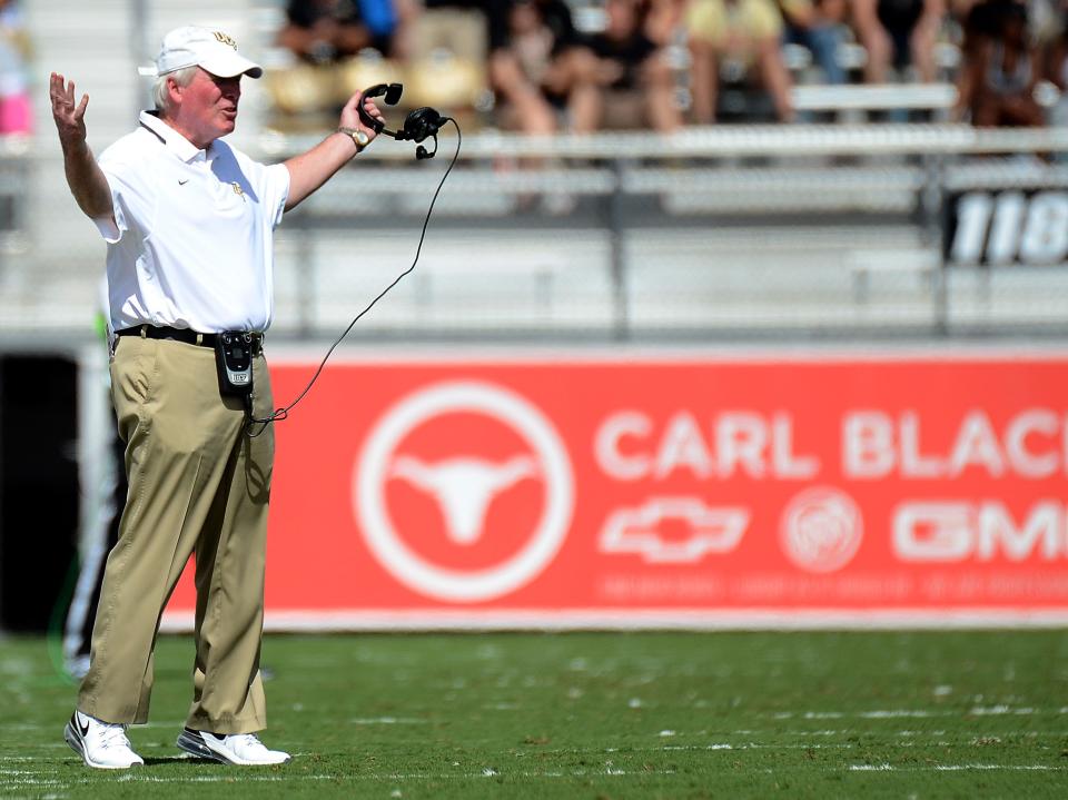 UCF head coach George O'Leary during the first half of a 2015 game against Houston
