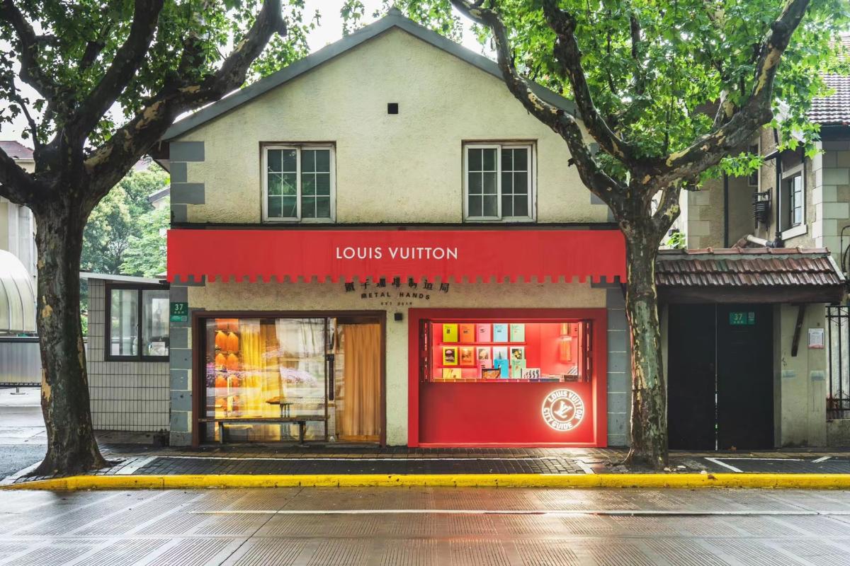 Louis Vuitton Pop-up Bookstore in Capri, Italy