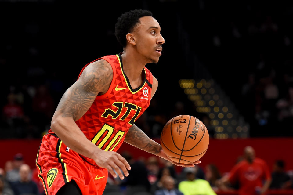 WASHINGTON, DC - MARCH 06: Jeff Teague #00 of the Atlanta Hawks dribbles against the Washington Wizards during the first half at Capital One Arena on March 06, 2020 in Washington, DC. NOTE TO USER: User expressly acknowledges and agrees that, by downloading and or using this photograph, User is consenting to the terms and conditions of the Getty Images License Agreement. (Photo by Will Newton/Getty Images)