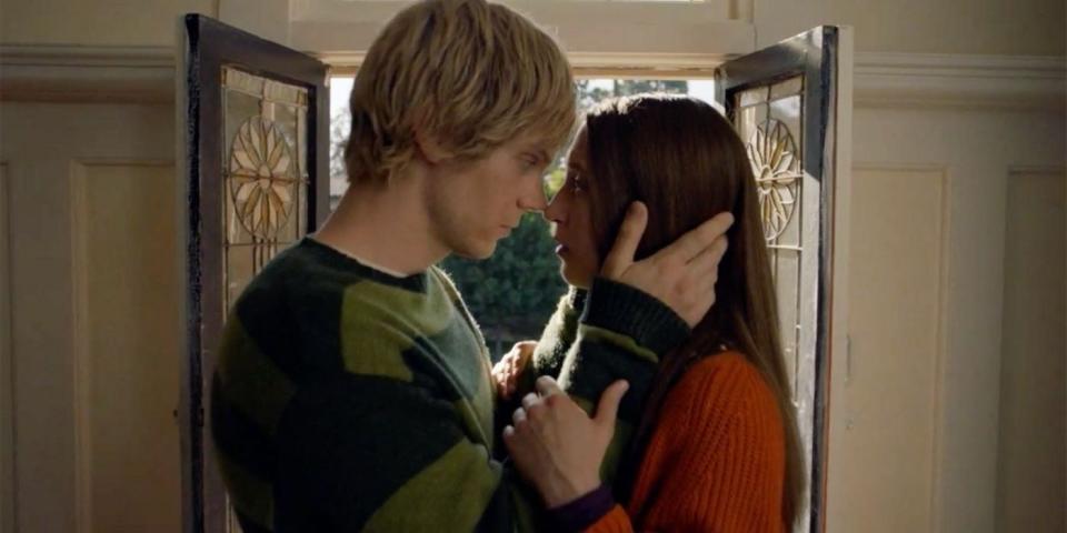 <div><p>"There’s no denying their relationship was incredibly toxic — although I tend to believe the house influenced parts of that — but I think it’s obvious Tate truly loved Violet, and vice versa. That DEFINITELY does not excuse his behavior, though."</p><p>—<a href="https://www.buzzfeed.com/elena897" rel="nofollow noopener" target="_blank" data-ylk="slk:elena897;elm:context_link;itc:0;sec:content-canvas" class="link ">elena897</a></p></div><span> FX</span>