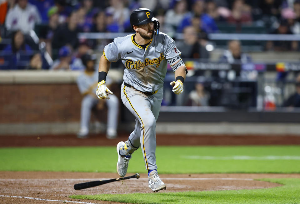 Pittsburgh Pirates' Jared Triolo runs after hitting a ball for a sacrifice fly against the New York Mets during the sixth inning of a baseball game, Monday, April 15, 2024, in New York. (AP Photo/Noah K. Murray)