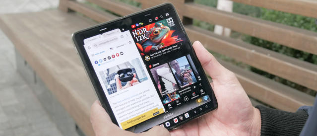 knocks $200 off the OnePlus Open foldable phone