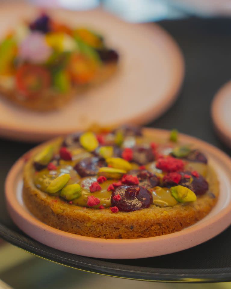 En el menú se pueden encontrar tanto opciones dulces como saladas (Foto: Instagram @betular.patisserie)