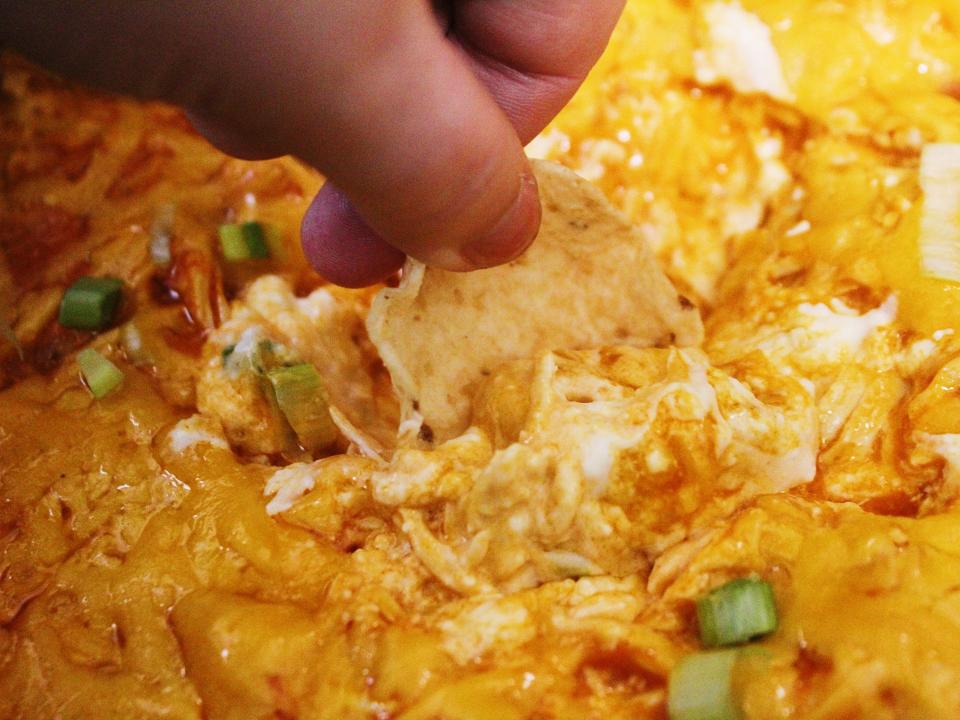 slow cooker buffalo chicken dip