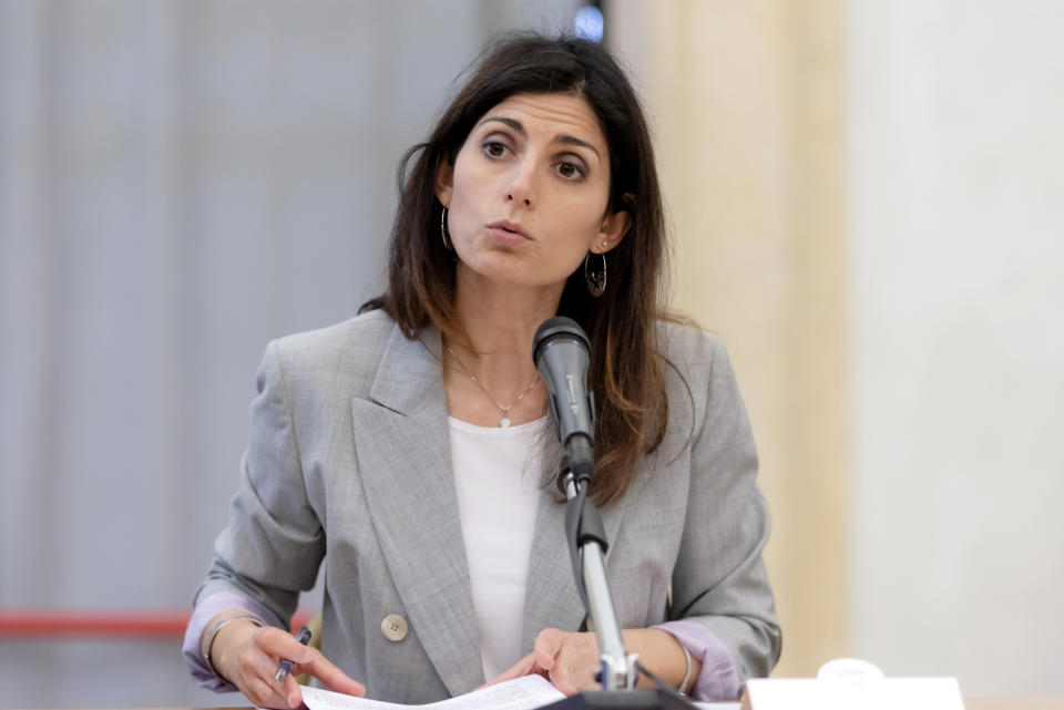 RROME, ITALY - JUNE 07: The mayor of Rome Virginia Raggi during the press conference "I Redeem myself for Rome", a model to be exported to the national and international prison renewal" on June 7, 2019 in Rome, Italy. The project "I ransom myself for Rome" involved a hundred prisoners. They come from the Rebibbia prison and, thanks to an agreement signed between Roma Capitale, the Ministry of Justice and the Department of Prison Administration, they have been involved in the maintenance of roads and green areas. A delegation formed by representatives of the Mexican penitentiary system and officials of the Mexican Office of the United Nations for the fight against drugs and crime" interested in the project was present. (Photo by Stefano Montesi - Corbis/ Getty Images)