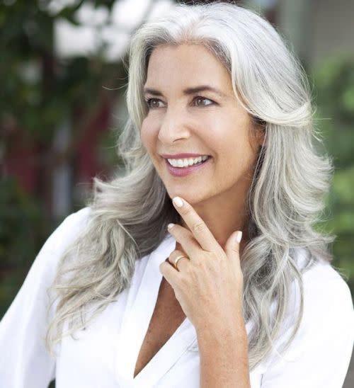 Flattering Hairstyles That Will Make You Feel Years Younger