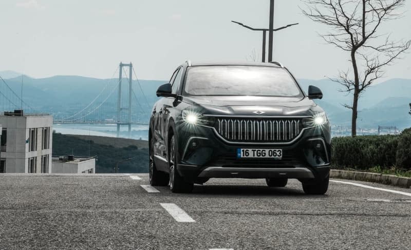 Turkey is making a comeback as a car nation. Instead of just manufacturing for Ford, Fiat & Co, Togg is now building its own electric cars - and the new Togg T10X SUV is also coming to Western markets, starting with Germany. Togg/dpa