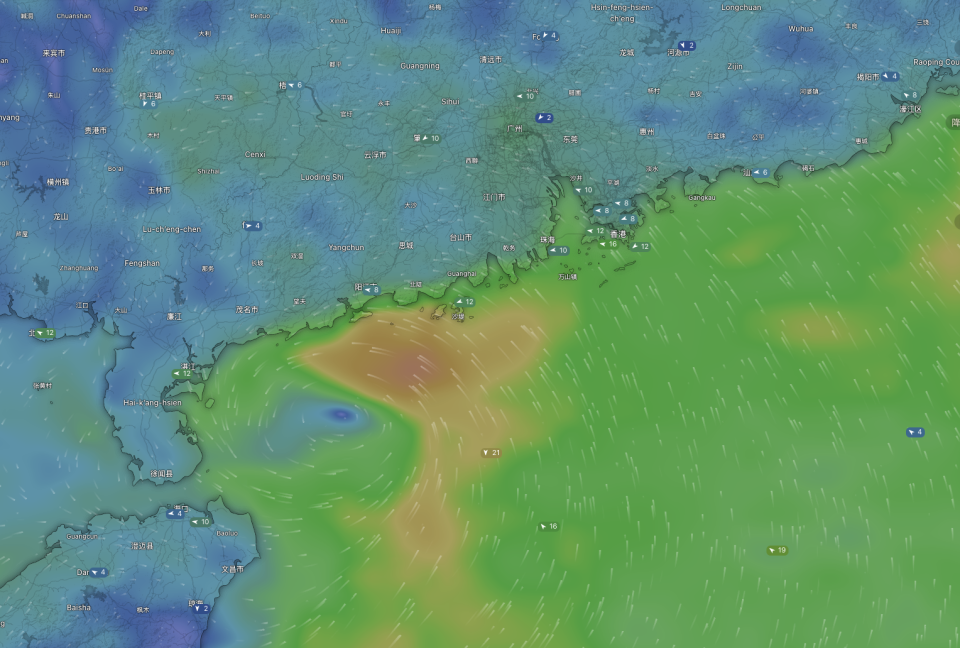 歐洲中期天氣預報中心（ECMWF）預計周日（7 月 21 日）凌晨 2 時天氣圖，預計低壓系統屆時處於廣東西部。（Windy.com 製圖，擷取時間 2024 年 7 月 16 日 15:35）（點擊圖片可放大）